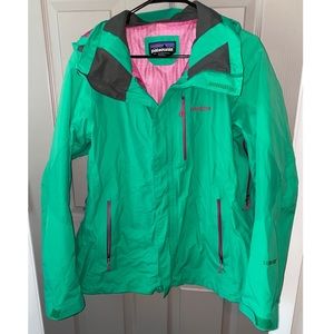 Patagonia rain coat
